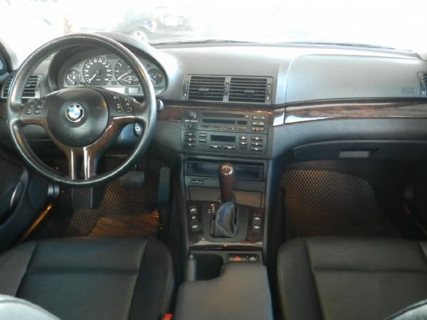 2003年 BMW 318i 藍 2.0 照片3