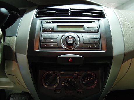 2009年Nissan 日產 Livin 照片6