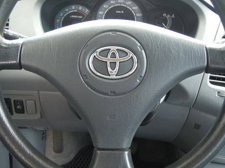 2009年Toyota豐田 Innova 照片5