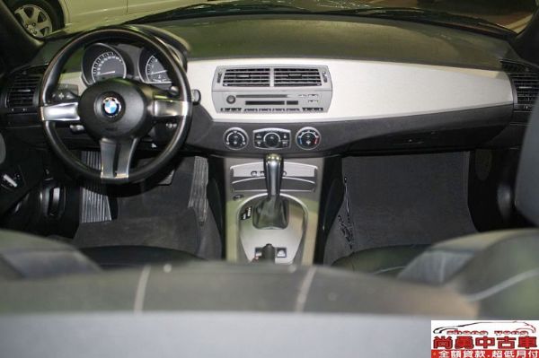 2003年 BMW Z4 3.0 灰 照片2
