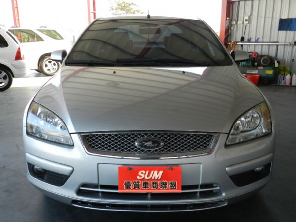 2005 Ford  Focus 1.8 照片1