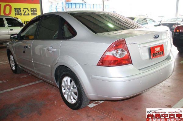 2005 Ford  Focus 1.8 照片8