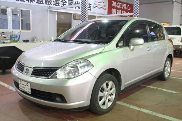 Nissan 日產 Tiida 照片2