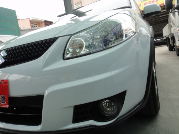 SUM聯泰汽車10年 SX4 照片2
