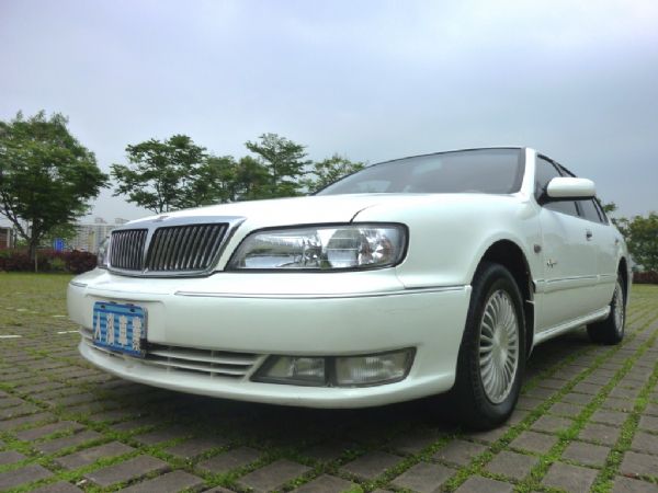 正1998年 CEFIRO 3.0 白色 照片1