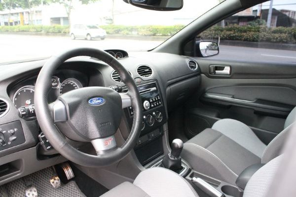 Ford福特 Focus ST 照片4