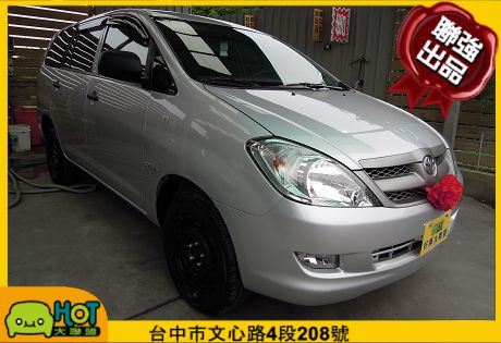 2011 Toyota豐田 Innova 照片1