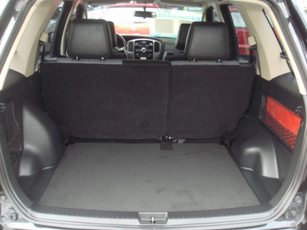 巨大汽車save認證車 Escape 照片8