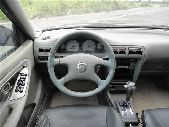 2001年 Nissan N-RV 照片6