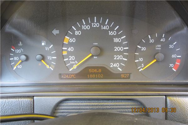 1998年 Benz E240  照片6
