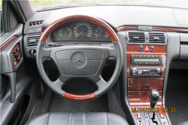 1998年 Benz E240  照片7