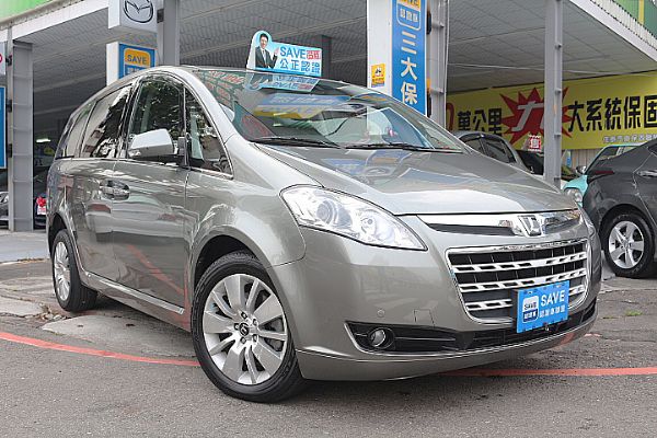 2010年 LUXGEN 7 MPV  照片2