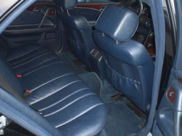 車主自售1998年賓士E200賣18萬. 照片5