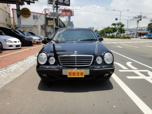  BENZ/賓士 E200K 照片3