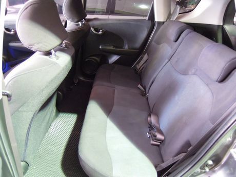 2010年Honda 本田 FIT 照片4
