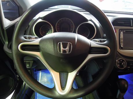 2010年Honda 本田 FIT 照片5