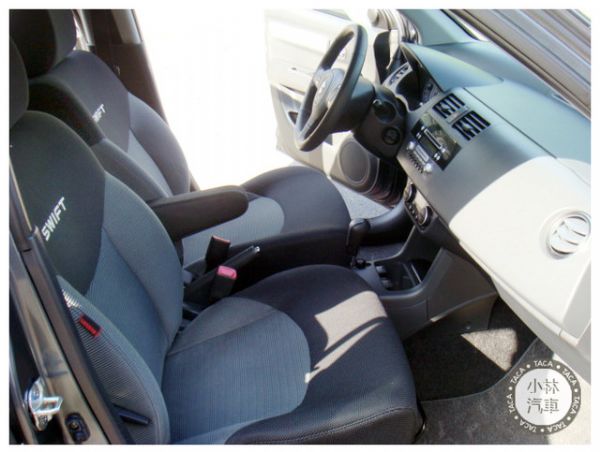 SUZUKI SWIFT 照片7
