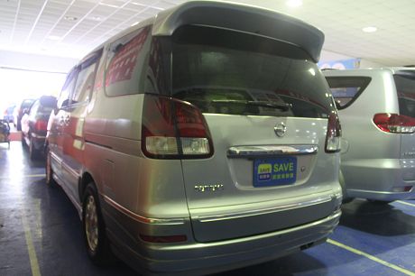 Nissan 日產 Serena QRV 照片10