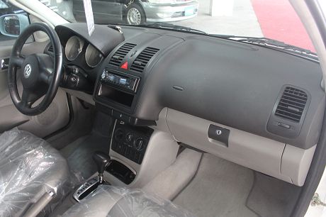 VW 福斯 Polo  照片2