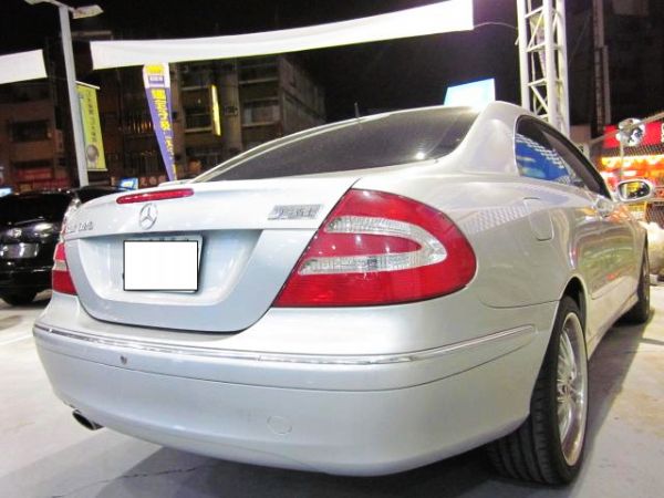 【大眾汽車】03年式 賓士 CLK320 照片9