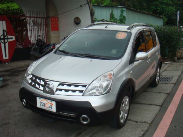 NISSAN LIVINA 照片1