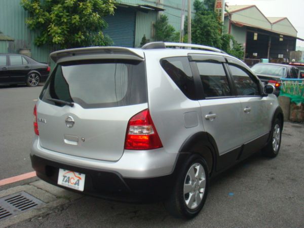 NISSAN LIVINA 照片2