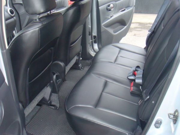 NISSAN LIVINA 照片8