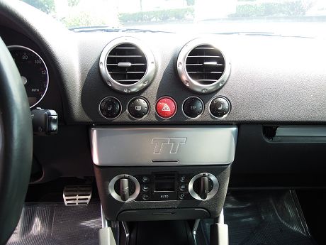 2004 Audi 奧迪 TT 照片4