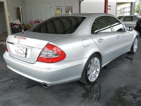 BENZ 賓士 E280 3.0 銀 照片10