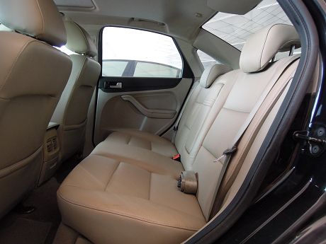 2006 Ford 福特 Focus 照片7