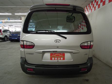 Hyundai 現代 Starex  照片10