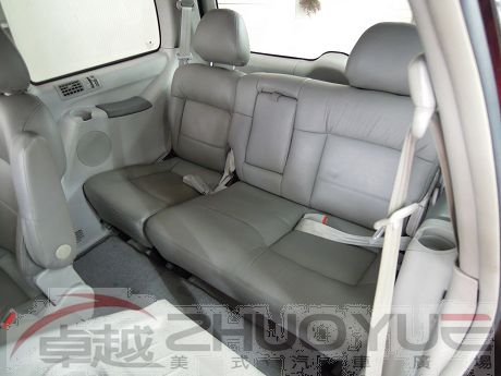 Hyundai 現代 Trajet 照片5