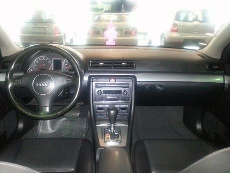 Audi 奧迪 A4 1.8T 照片2