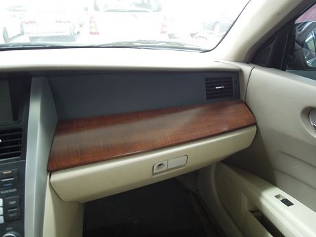 Nissan 日產 Teana 2.3 照片4
