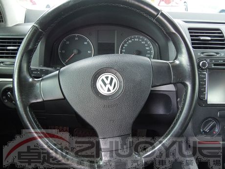 VW 福斯 Golf TDi 照片5