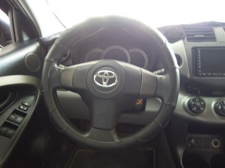 Toyota豐田 RAV4 照片3