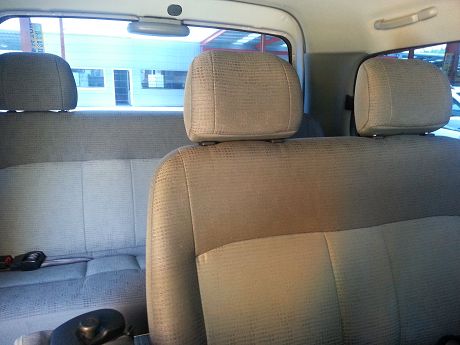 Hyundai 現代 Starex 照片7
