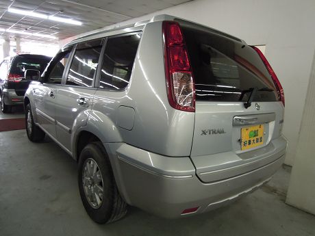 2004 日產 X-Trail 照片10