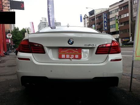 BMW 寶馬 5系列 520 照片10