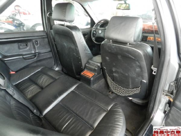 BMW   318I 照片6