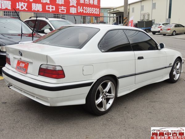 BMW   318CI 照片7