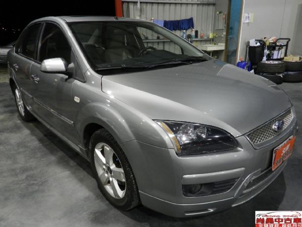 FORD   FOCUS 照片2