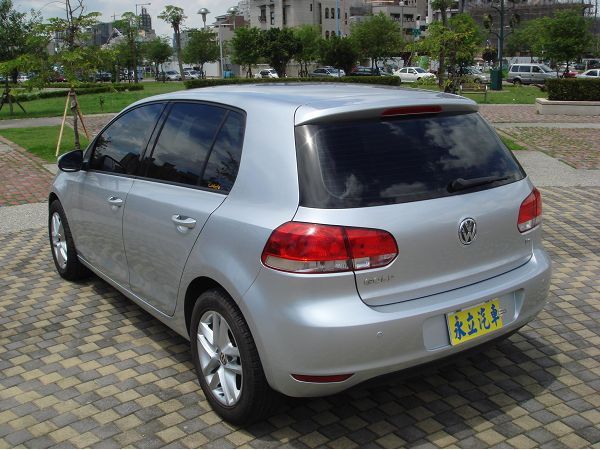 11'' VW GOLF 六代 1.6 照片9