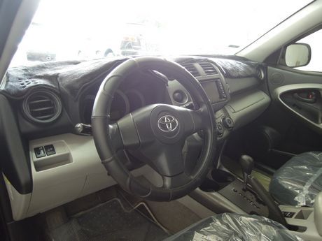 Toyota豐田 RAV4 照片3