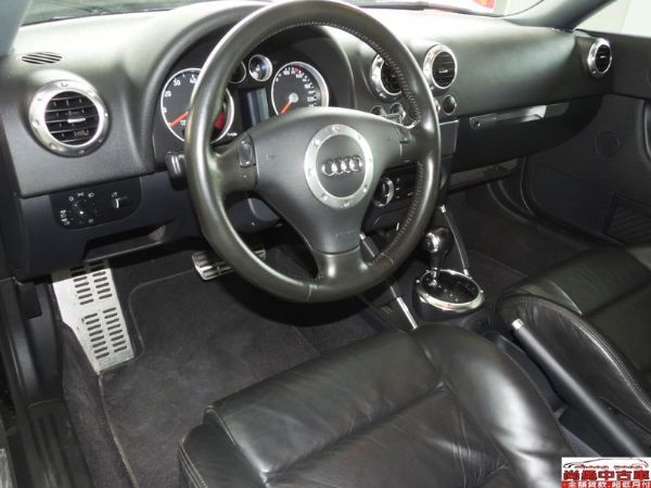 AUDI   TT 照片3