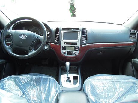 Hyundai 現代 Santa FE  照片2