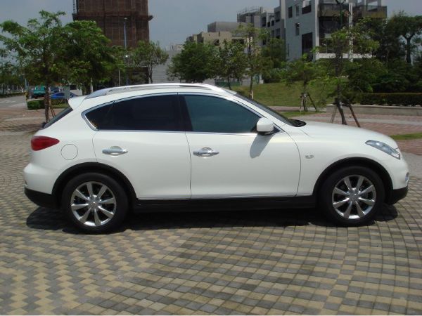 12 Infiniti EX35 正一手 照片6