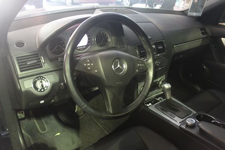 Benz 賓士 C-Class C300 照片3