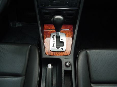 2005 Audi 奧迪 A4 1.8T 照片5