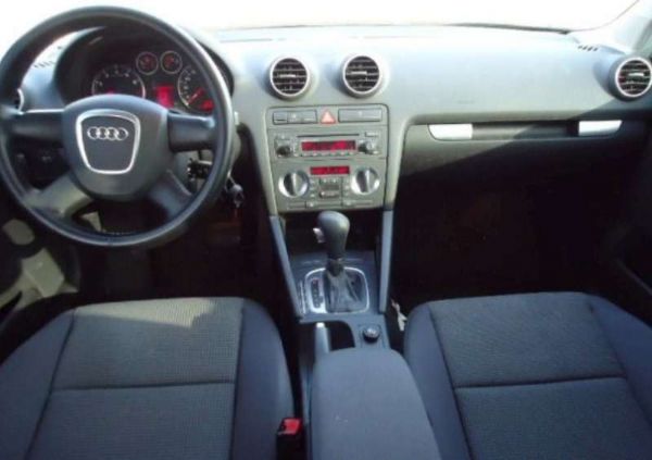 2005年 奧迪 AUDI A3 1.6 照片6